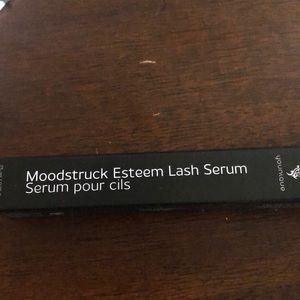 Younique lash serum